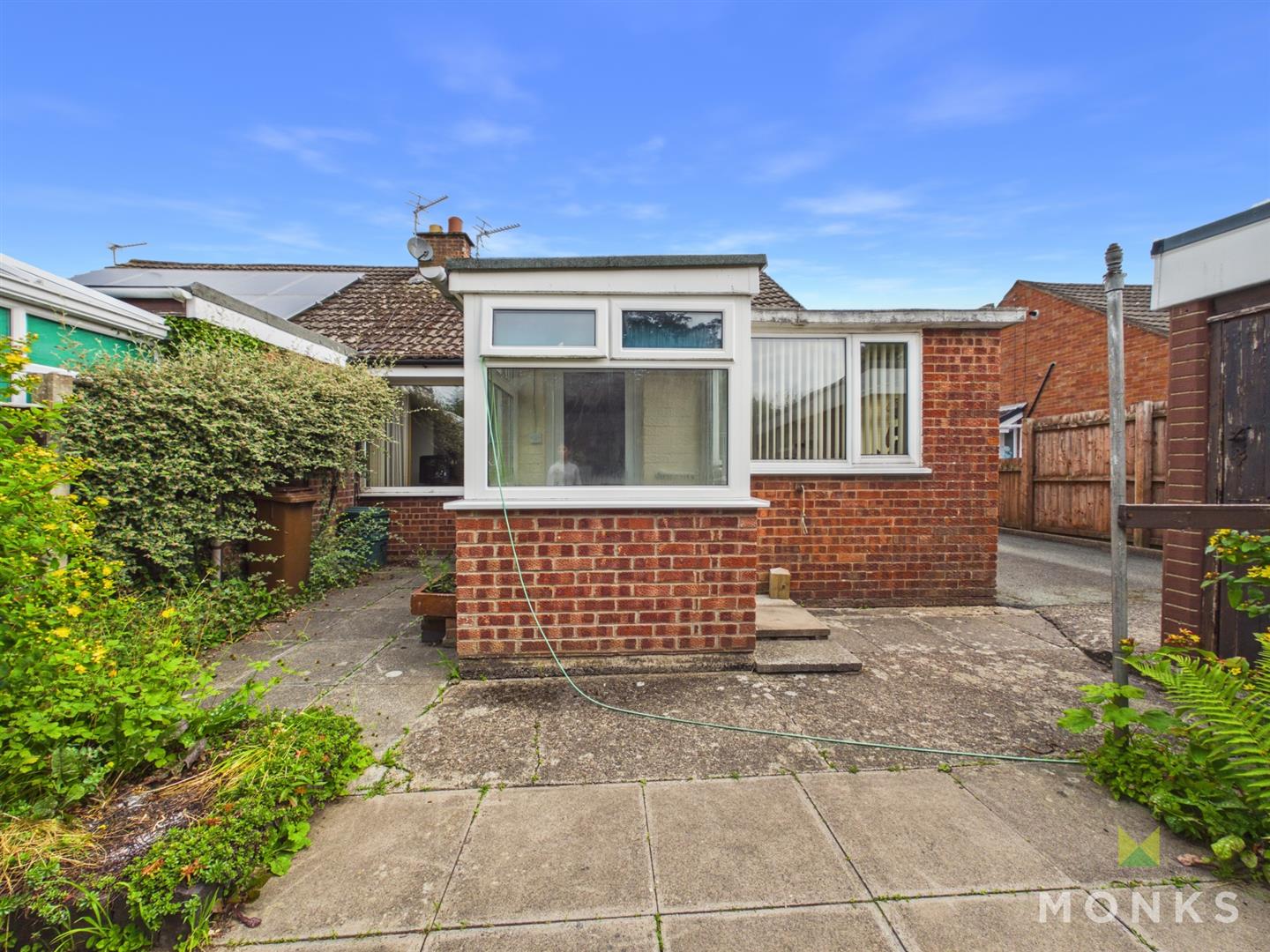 5 Friars Close, Oswestry, SY11 2LR For Sale